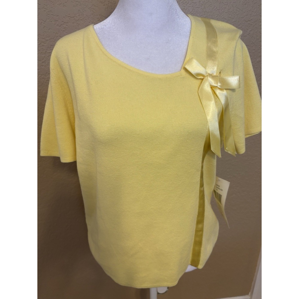 Hampshire Studio Yellow Short Sleeve Knit Top With Bow Detail, PL, NWT